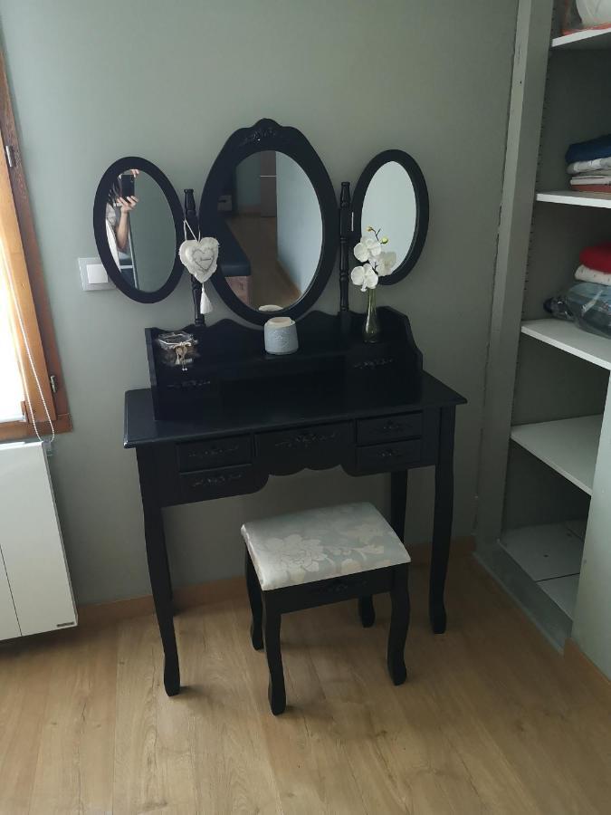 Appartement Meuble Tout Confort Scionzier ภายนอก รูปภาพ